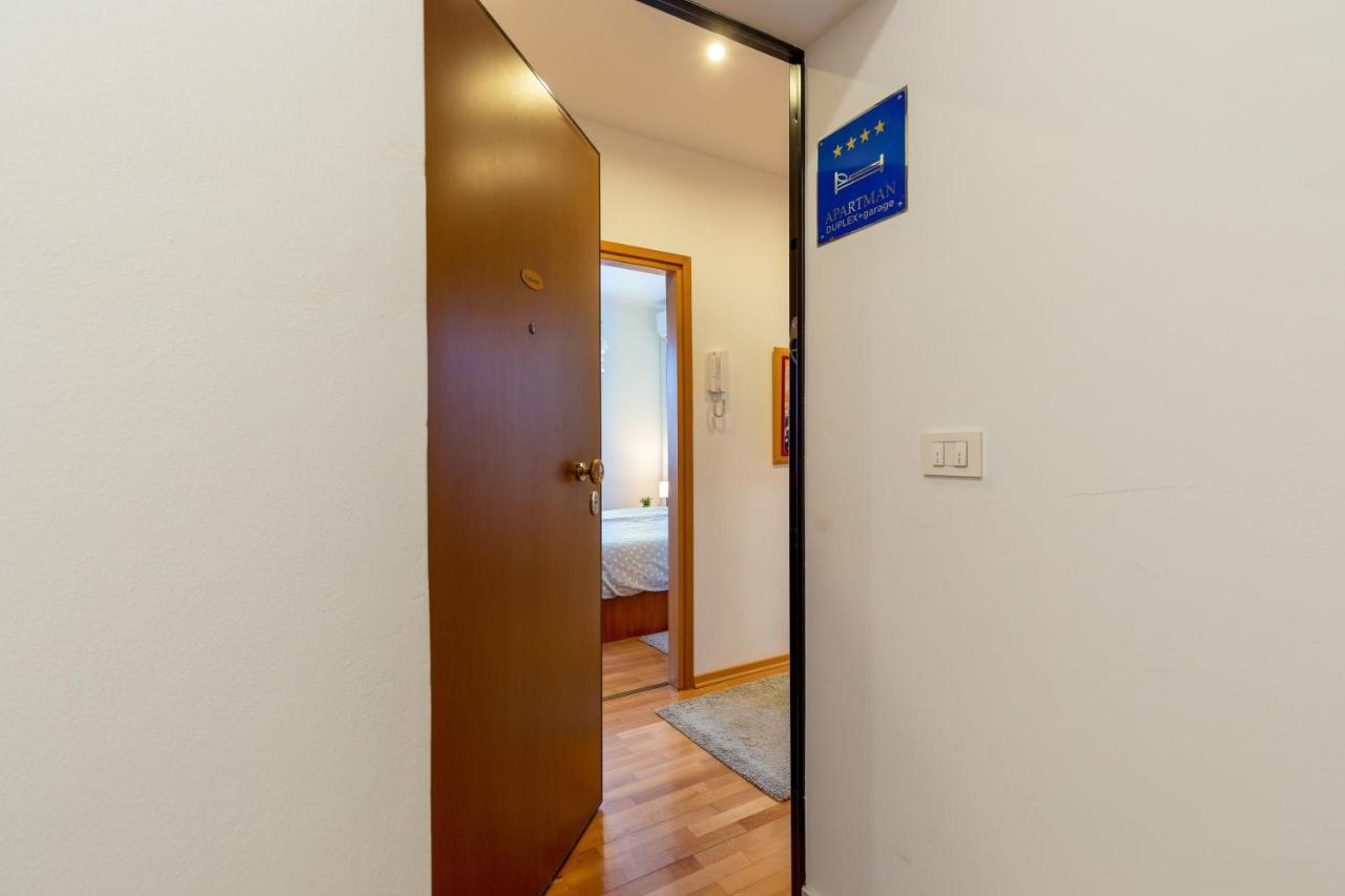 Duplex + Garage Apartment Rovinj Exterior photo